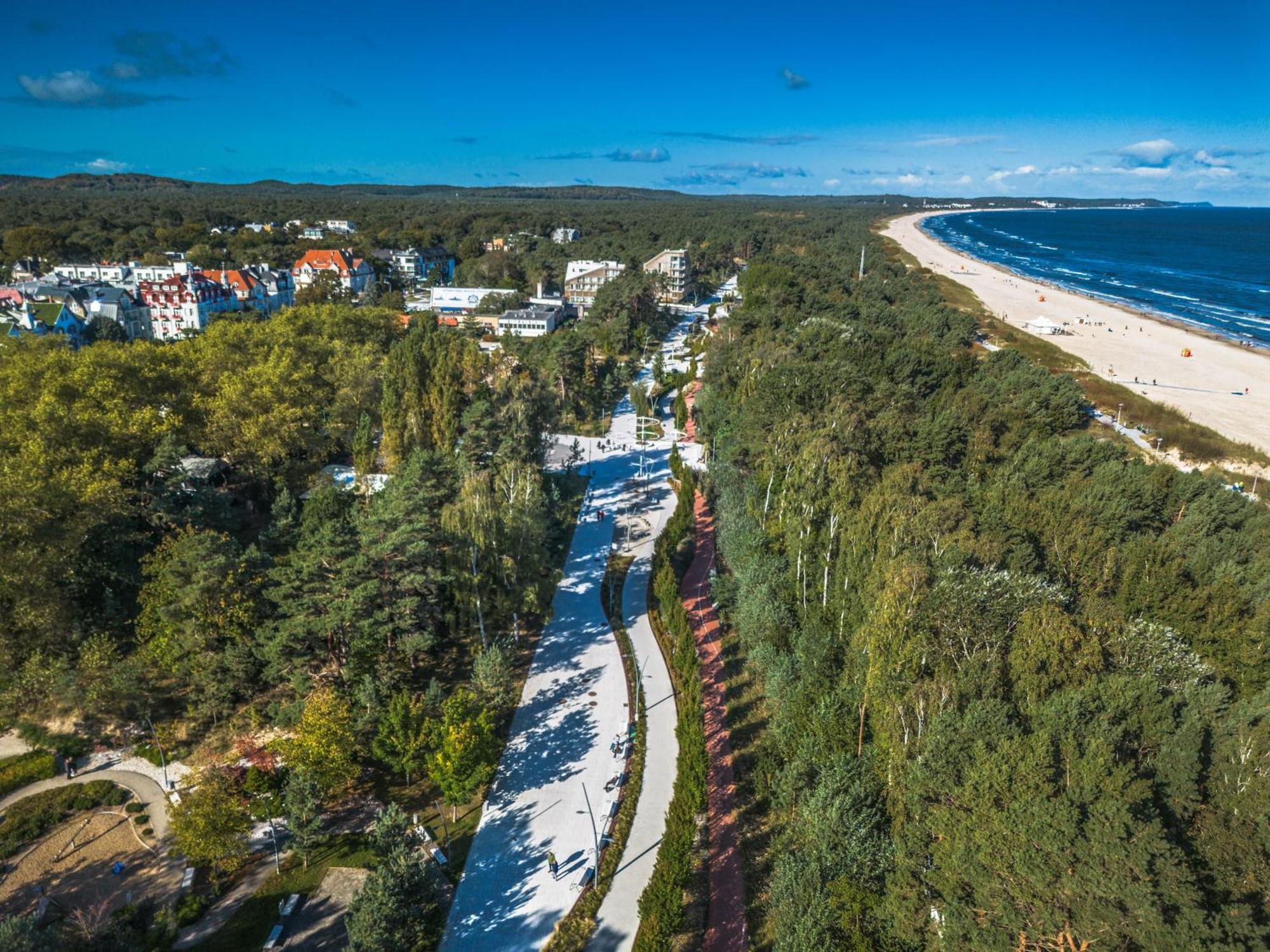 Henryk Hotell Świnoujście Exteriör bild